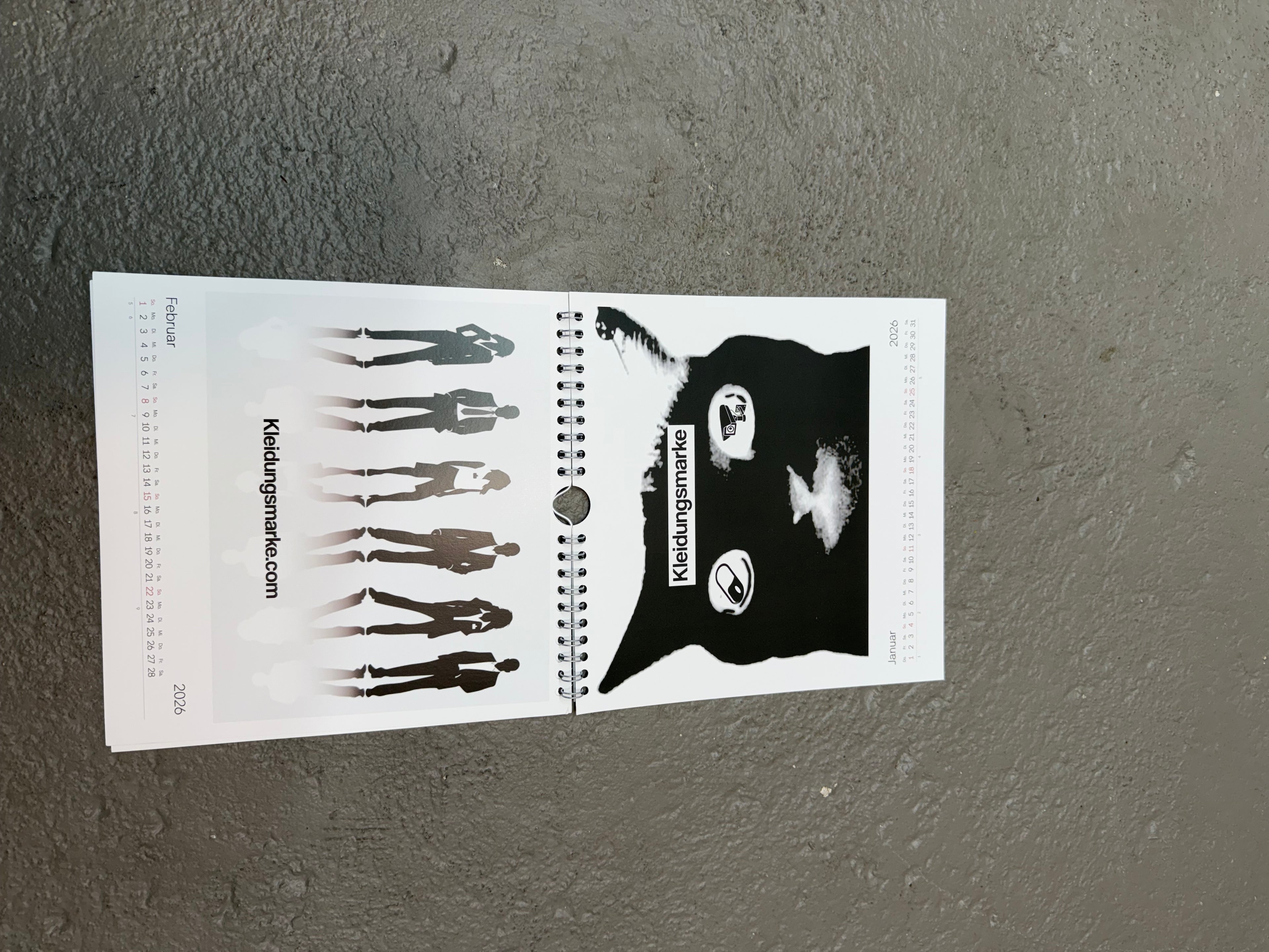 KLEIDUNGSMARKE KALENDER