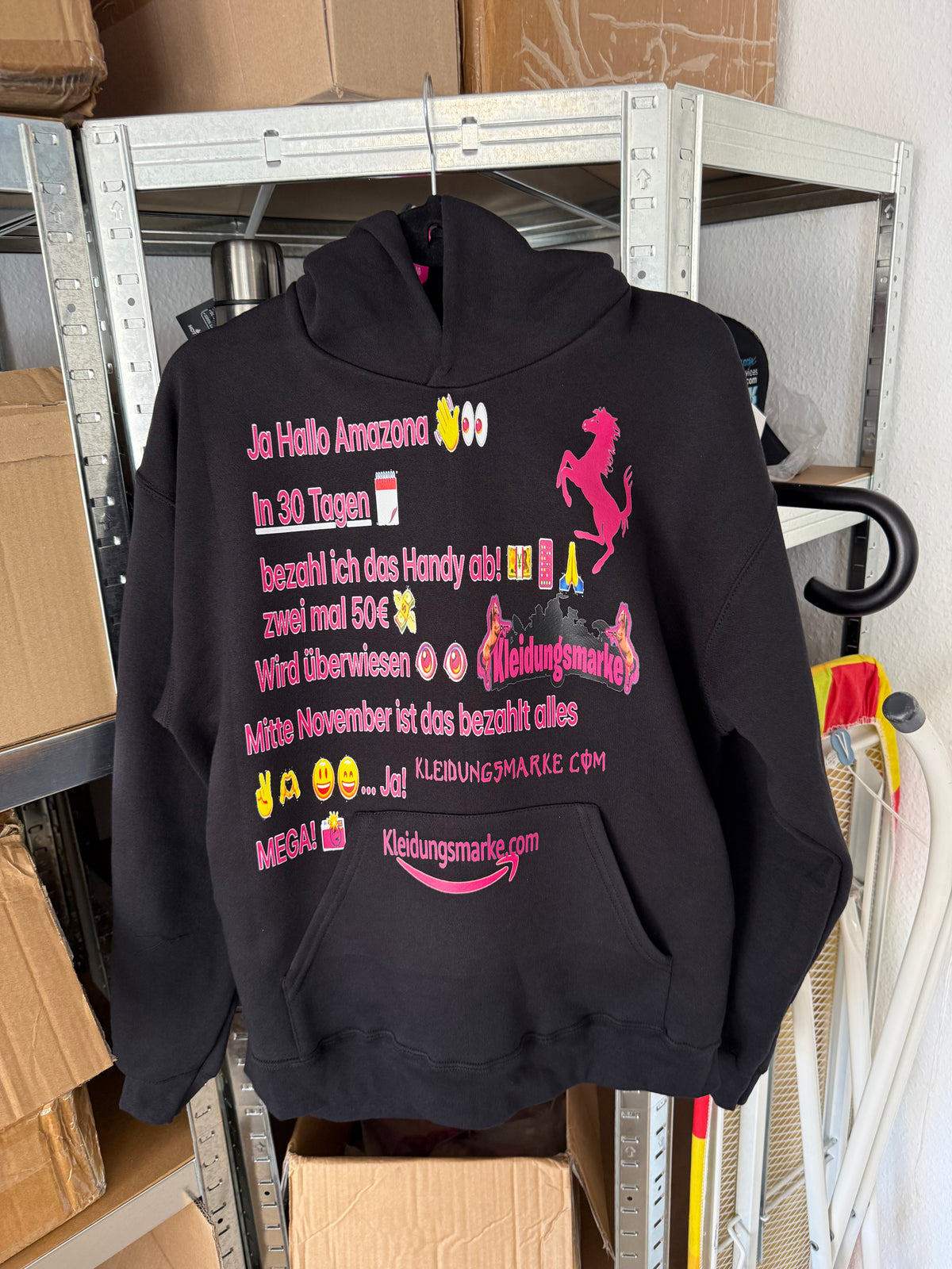 Hallo Amazona Hoodie
