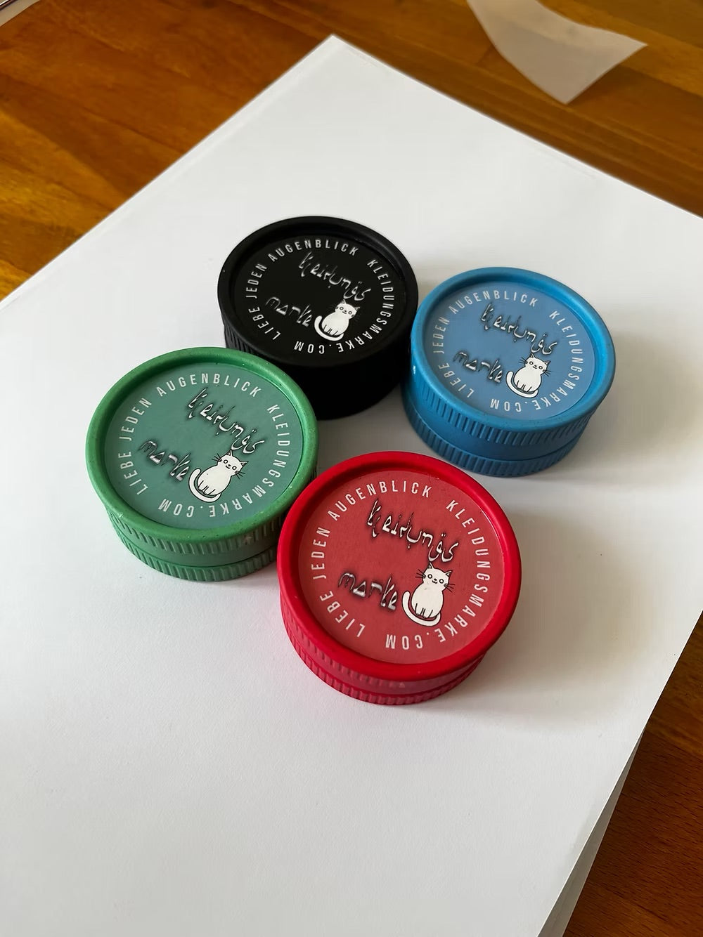 Kleidungsmarke Grinder